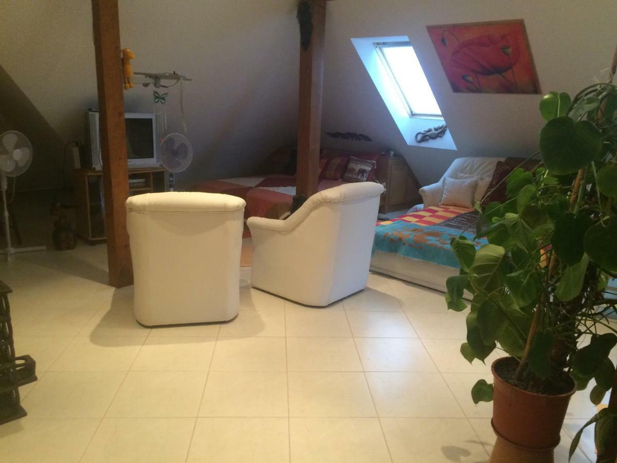 Fonix Apartman Lägenhet Keszthely Exteriör bild